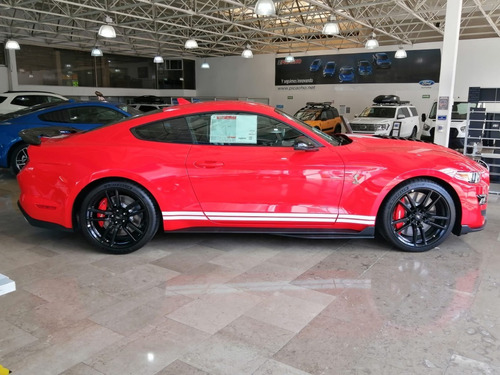 Imagen 4 de 14 de Shelby Mustang Gt500 5.2l Supercargado V8