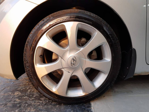 Hyundai Elantra 1.8 Gls 16v Gasolina 4p Automático