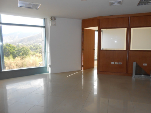 Imagen 6 de 8 de Alquiler En Zona Norte De Oficina Ejecutiva Ideal Para Empresas. Cercana A Vías Principales Y Comercios Cercanos. Febrero 2023 (hg)