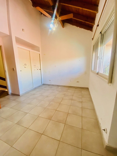Imagen 9 de 26 de Oportunidad! Duplex En San Fernando, 2 Dorm Y Escritorio! Excelente Ubicacion!!