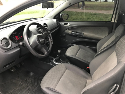 Imagen 11 de 15 de Volkswagen Gol Trend 1.6 Pak I 3 Pts