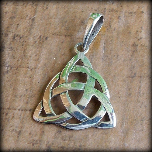 Atacado 10 Pcs ! Pingente Celta Tríquetra Great Celt - Prata