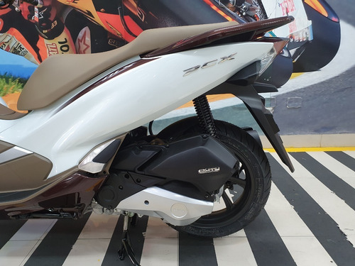 Imagem 5 de 10 de Honda Pcx150 Dlx Abs 3 Anos De Garantia + 7 Troca De Óleo