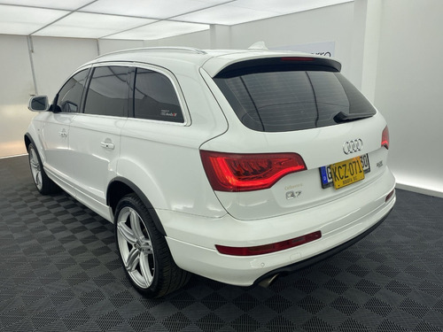 Imagen 8 de 25 de Audi Q7 Tfsi 3.0 Turbo Cargada