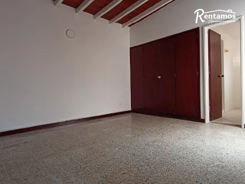 Oficina En Arriendo En Laureles. Cod A775204