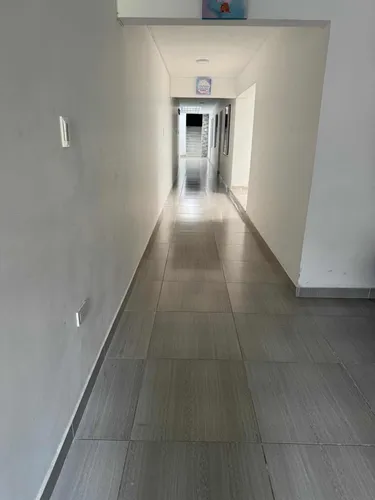 Casa Amplia En Aranjuez - 200m2, Garaje, Excelente Ubicación