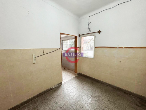 Venta Chalet De 4 Ambientes A Reciclar C/ Jardín En V. López
