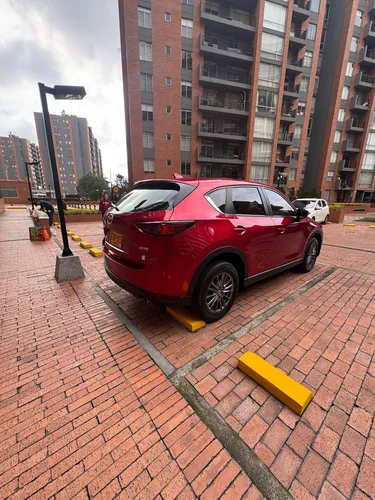 Mazda CX-5 Touring 4x2 Automática