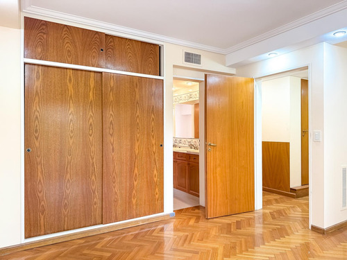 Casa En Alquiler, 4 Plantas, Jardín Y Pileta - Martínez