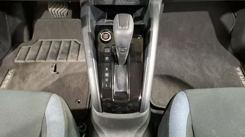 Nissan Versa 1.6 Advance Cvt