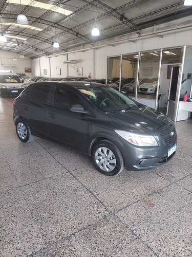 Imagen 3 de 8 de Chevrolet Onix 1.4 Lt Mt 98cv 2016 // 4630000