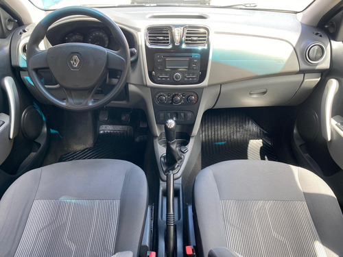Renault Logan Expression 1.0 16V 4p