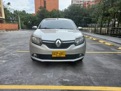 Renault Logan Intense 1.6 Mecánico