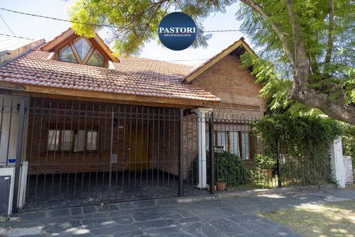 Olivos Golf. Excel Chalet 5 Amb - Jardin Quincho Pileta!