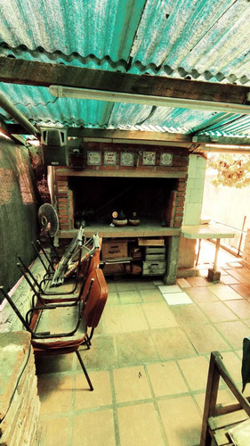 Se Vende Casa 4 Dormitorios Ene Gral Flores Y Propios