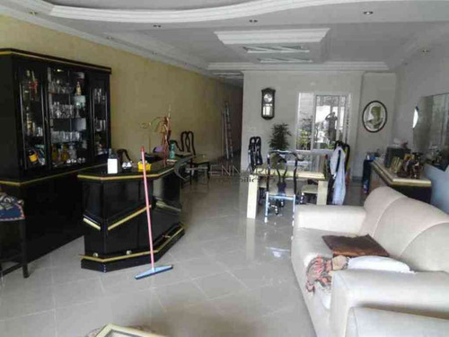 Imagem 4 de 29 de Sobrado Com 3 Suites. 5 Vagas. 237m2 - Ipiranga - 943