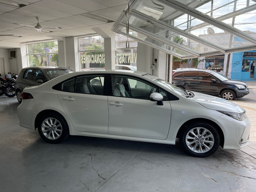 Imagen 3 de 7 de Toyota Corolla