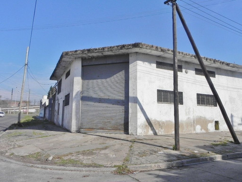 Imagen 2 de 12 de Galpon En Venta En La Tablada