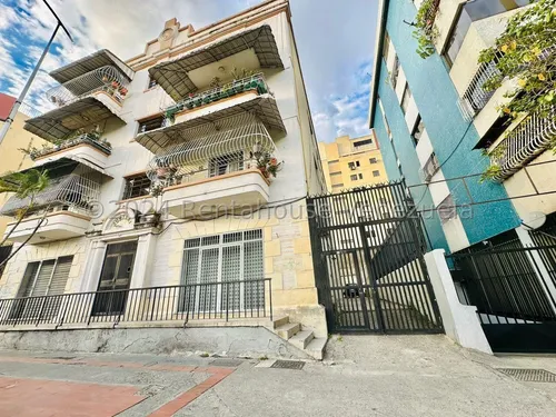 Apartamento En Venta Las Acacias
