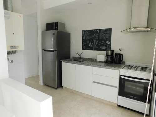 Imagen 14 de 29 de Departamento En Alquiler A Metros Del Mar Con Servicios