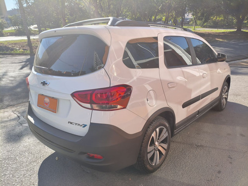 Chevrolet Spin 1.8 4P FLEX ACTIVE7 7 LUGARES AUTOMÁTICO