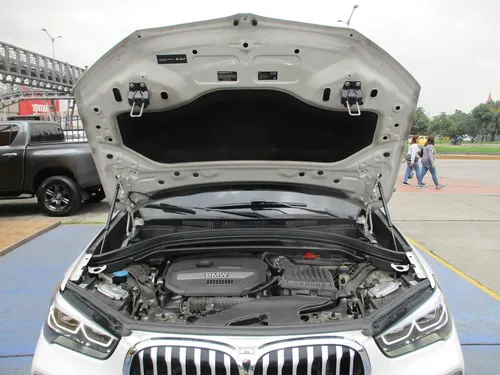 Bmw X1 Sdrive 18i 4x2 1500cc At Aa
