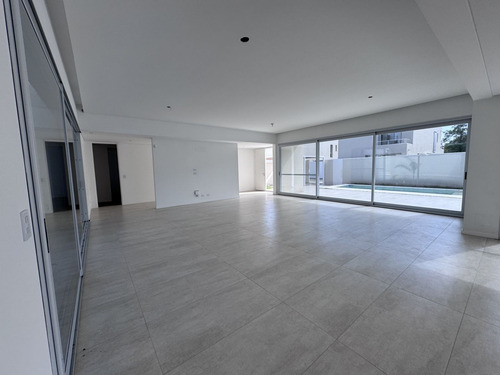 Venta Casa 3 Dormitorios Estrenar Fisherton Barrio Cerrado
