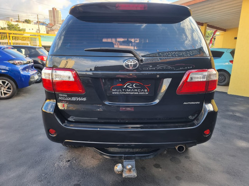 Toyota Hilux SW4 Toyota Hilux SW4 SR 4x2 2.7 VVT-i