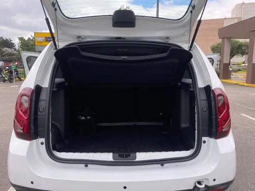 Volvo C40 Ultimate P8