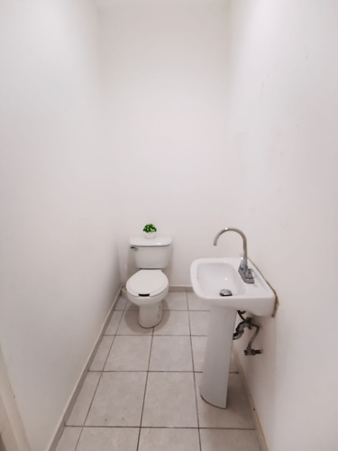 Oficina En Renta En Interlomas (m2o2913)