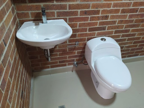 Imagen 10 de 13 de Oficinas En Arriendo Castropol 473-9498