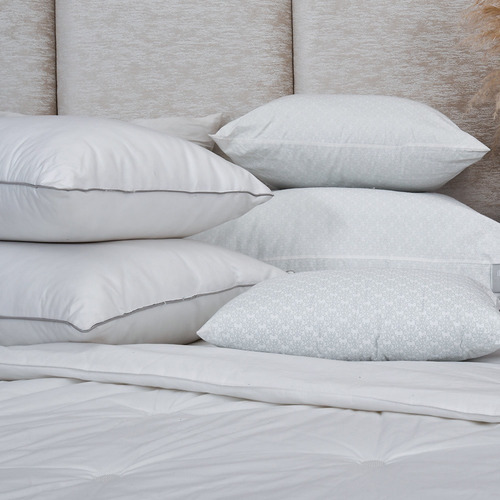 Almohada De Microfeather, Marca Ilò, Estándar, Firme