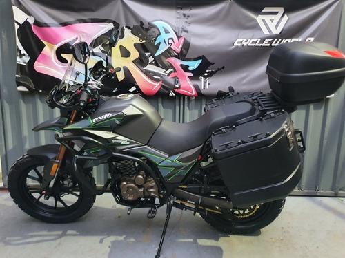Imagen 9 de 20 de Jawa Rvm Tekken 250 Premium 0km Equipada Al 26/5