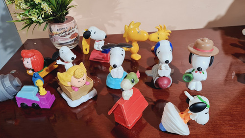 Lote Bonecos Snoopy  Raros Mc Donalds  (Usado)