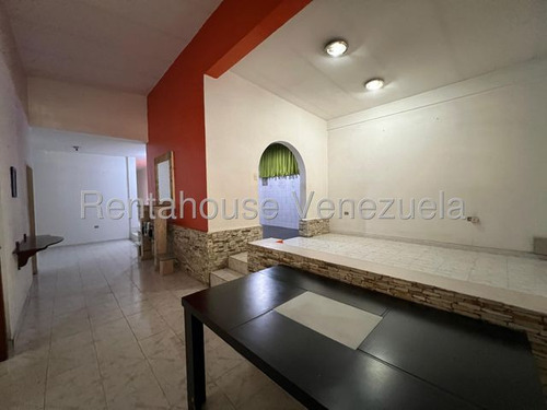 Casa En Venta Piñonal Maracay 25-17208 Apd