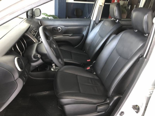 Imagem 8 de 10 de Nissan Livina X-gear Sl/x-gear 1.8