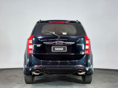 Imagen 5 de 15 de Mahindra Xuv500 2.2 Fl Base 4x2 At