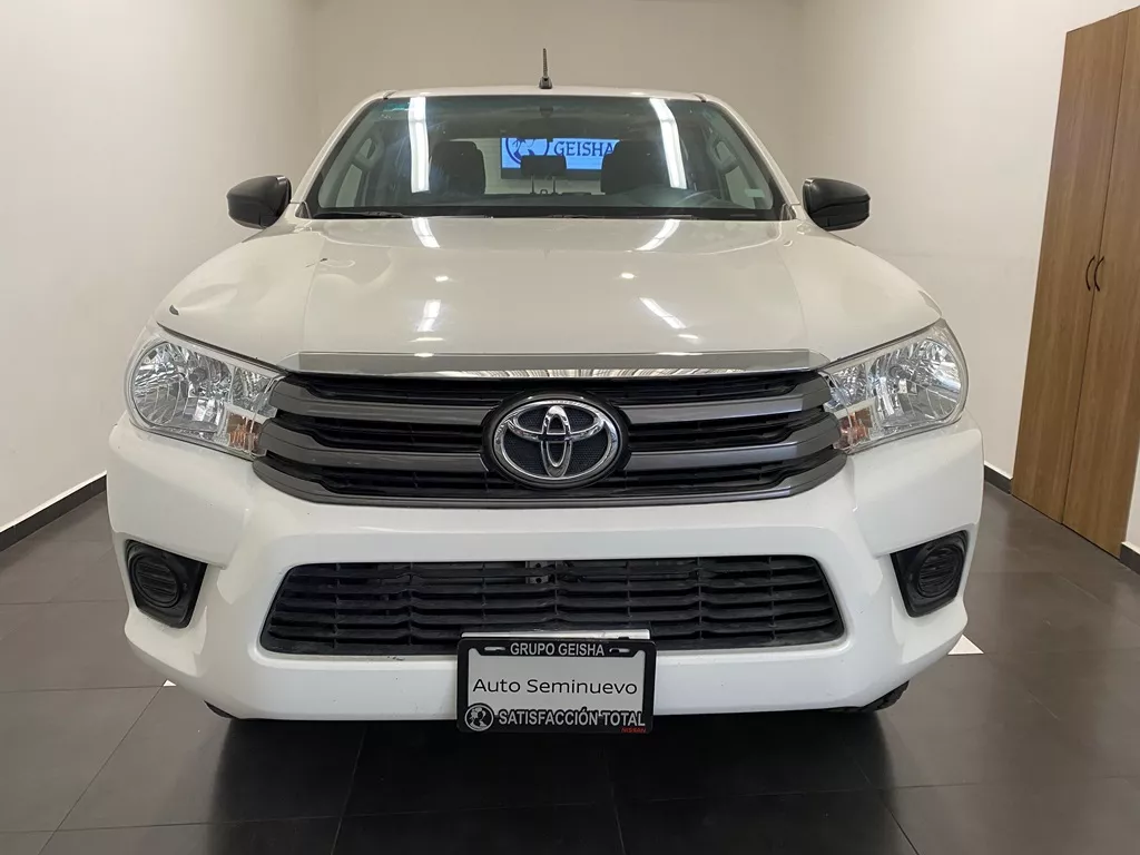 Toyota Hilux 2.7 Cabina Doble Base Mt