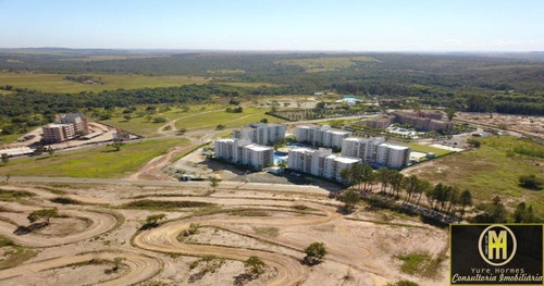 Imagem 6 de 15 de Lotes Parcelados Lagoa Golden Park 300 Metros - Lote A Venda No Bairro Setor Lagoa Quente - Caldas Novas, Go - Lotes-a-prestacao-lagoa-g