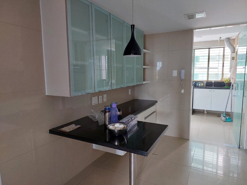 Imóvel Raro Na Av. Boa Viagem 2 Suítes No Prestigiado Edifício Maria Júlia - Pina