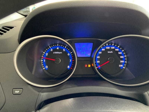 Imagem 11 de 15 de Hyundai Ix35 Gl 2.0 16v 2wd Flex Aut 2022