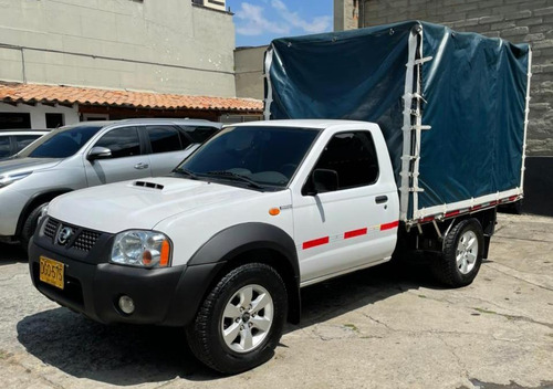 Nissan Frontier 4x4 Turbo Diésel