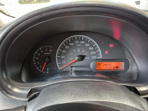 Nissan Versa V-drive Conect At Con 29 Mil Km Modelo 2024
