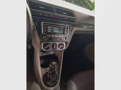 Imagem 8 de 9 de Volkswagen Voyage Comfortline G6 1.6 8v Flex