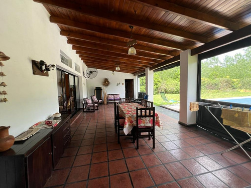 Se Vende Casa En Barrio Leufu Kiñe Contiguo A Las Termas