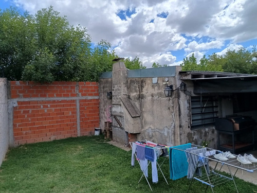 Venta Casa 3 Dormitorios En Berisso Calle 30 Y 169
