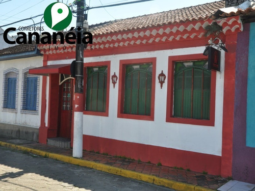 Excelente Imóvel Comercial Disponível Para Venda No Centro Histórico De Cananéia/sp - Co00012 - 68545560
