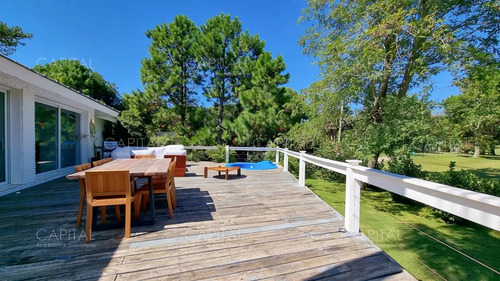 Casa En El Golf, Hoyo 7, 4 Dormitorios, Barbacoa Y Piscina, Playroom