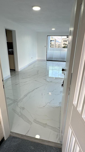 Alquilo Apartamento Duplex Chacao Frente Al C.c Sambil Wsuarez