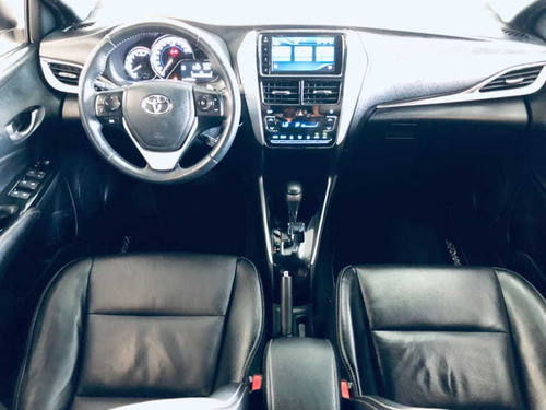 Imagem 6 de 15 de Toyota Yaris Hb Xs 15 At 2019